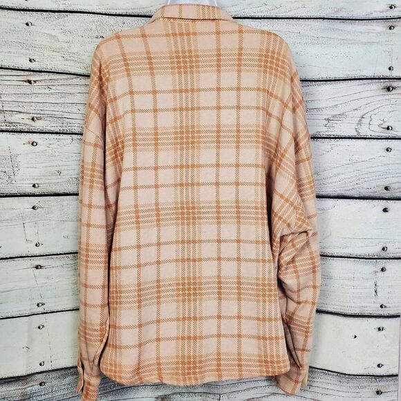 Victoria’s Secret PINK Women’s Oversized Plaid Button Down Shirt Beige Tan Size - Picture 5 of 9